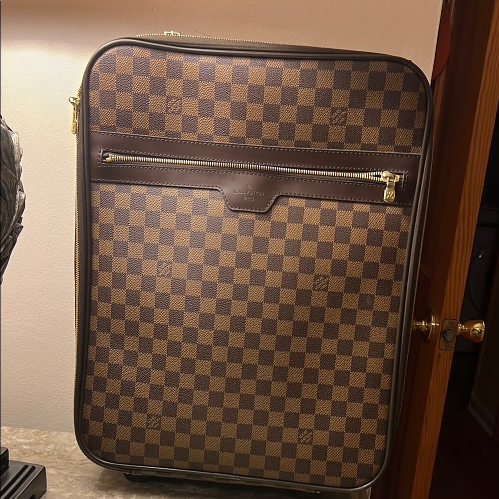 Louis Vuitton Damier Pegas 55 Roller Luggage - Carry On